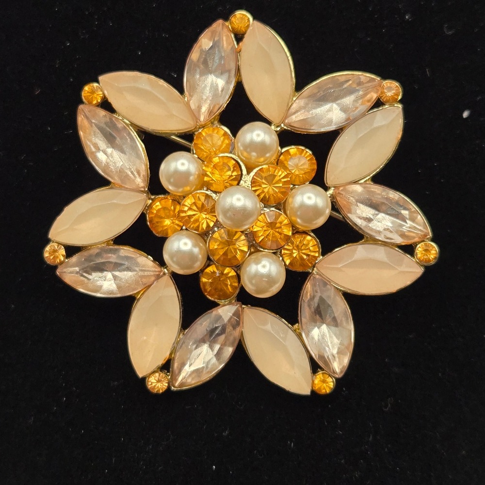 Flower Brooch Pin Unbranded‎ Women Vintage Coquette Victorian Glam Mid-Century
